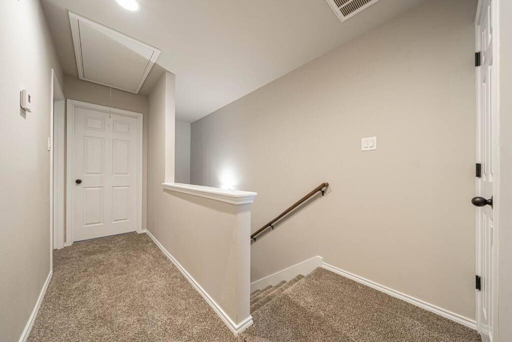 Gorgeous, Brand New 3 Bedrooms Home- Built 2024, Near Seaworld & Lackland Afb San Antonio Zewnętrze zdjęcie