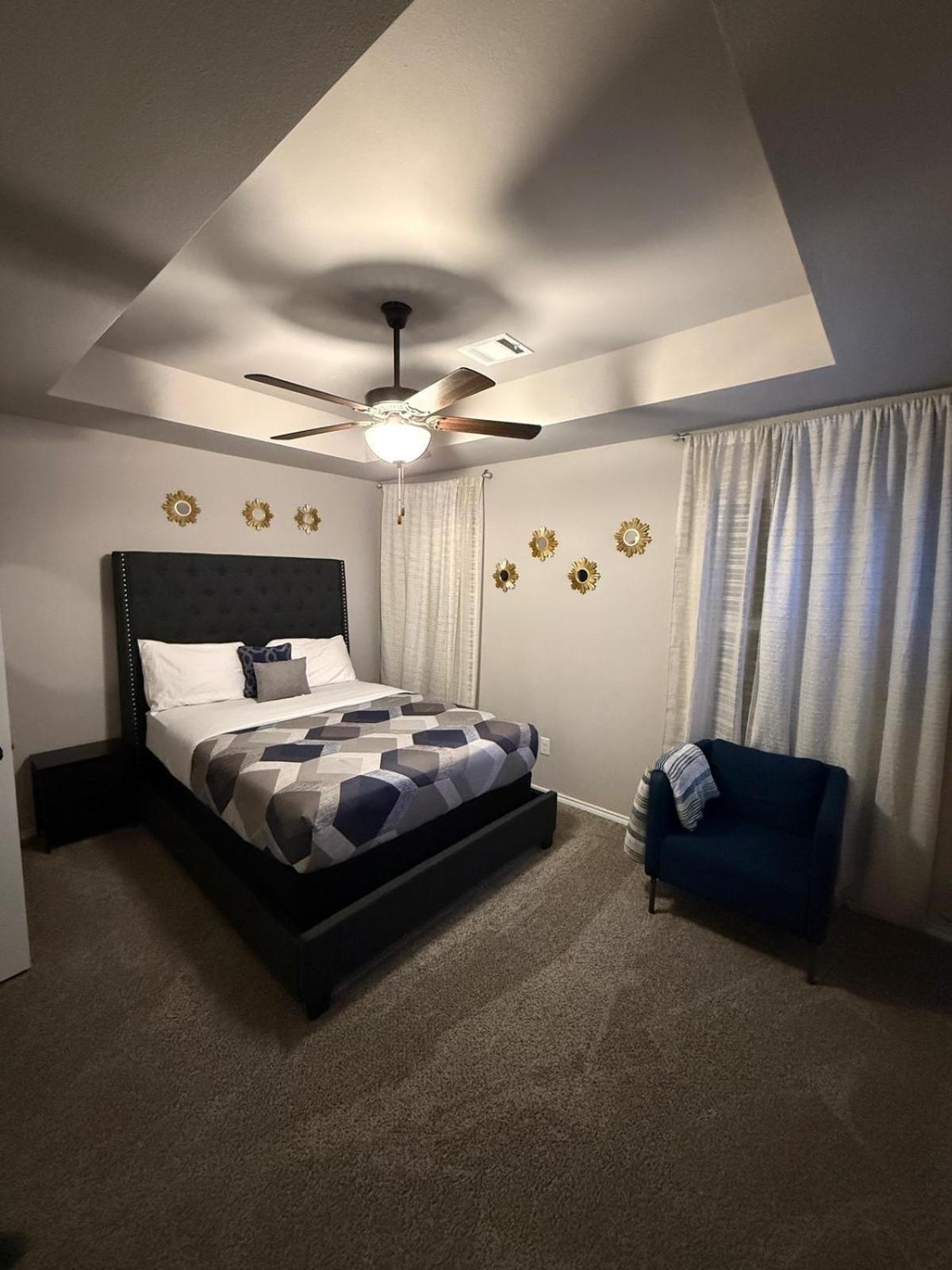 Gorgeous, Brand New 3 Bedrooms Home- Built 2024, Near Seaworld & Lackland Afb San Antonio Zewnętrze zdjęcie